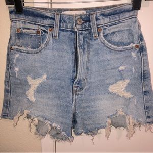 Abercrombie & Fitch high rise Mom shorts